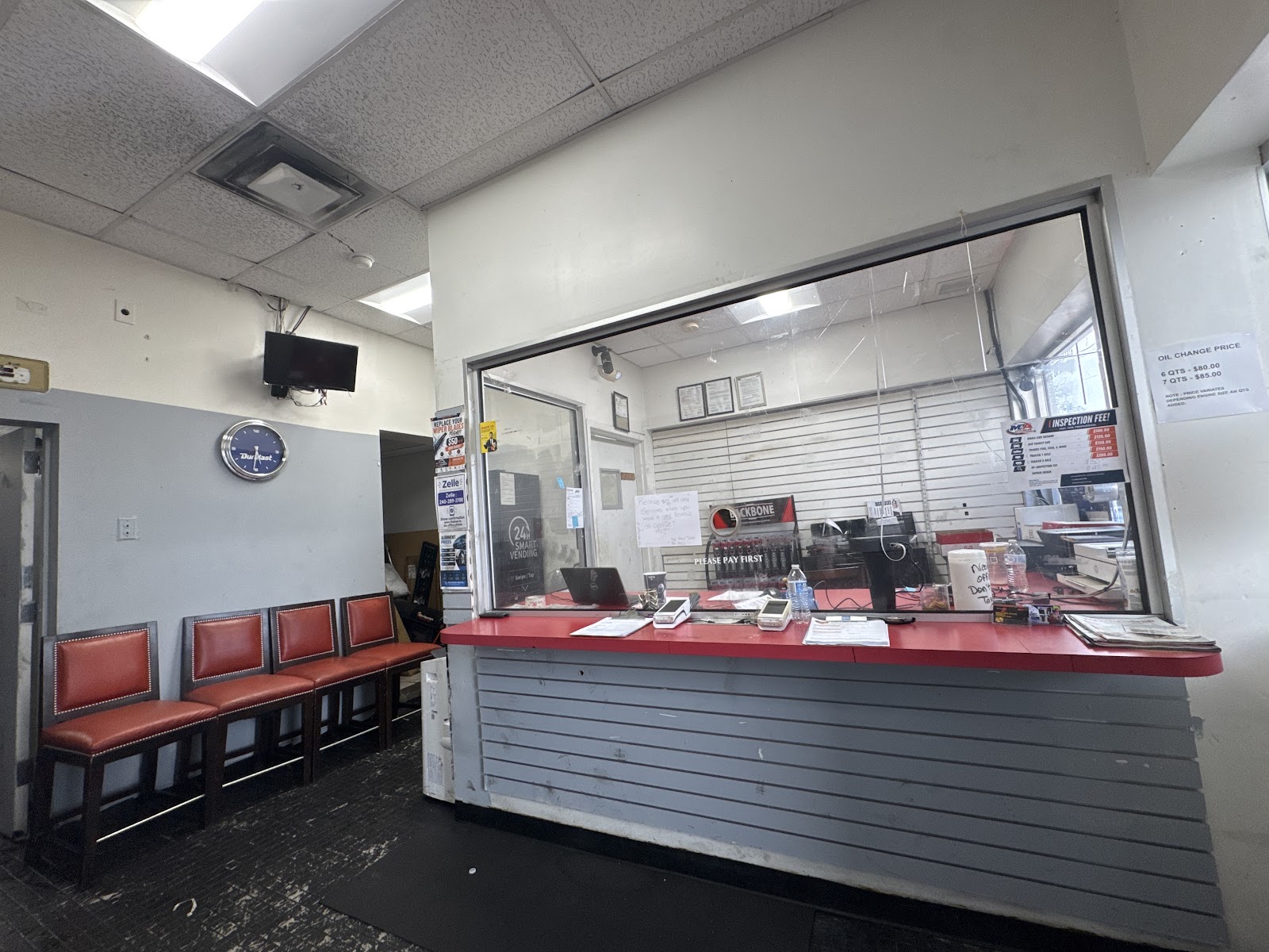 M&A Auto Repair front desk and customer waiting area in Hyattsville, MD